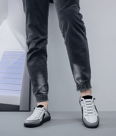 Lorik - Bequeme Sliders mit rutschfester Sohle