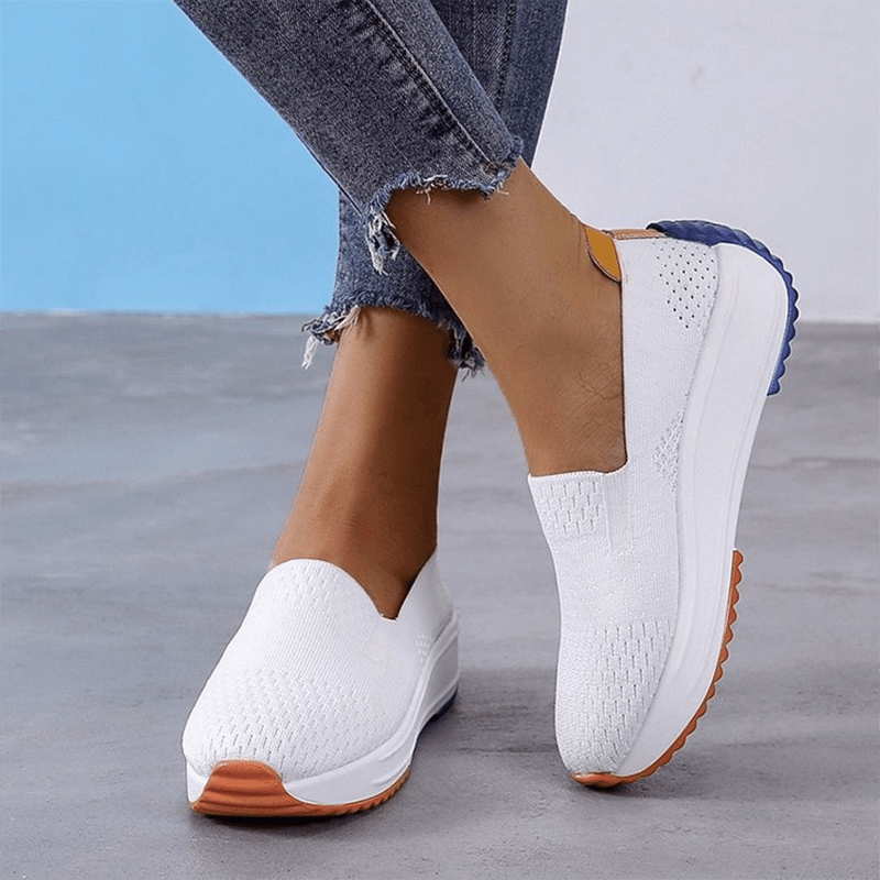 Luniva - Bequemer Mesh Sneaker mit Fußbett