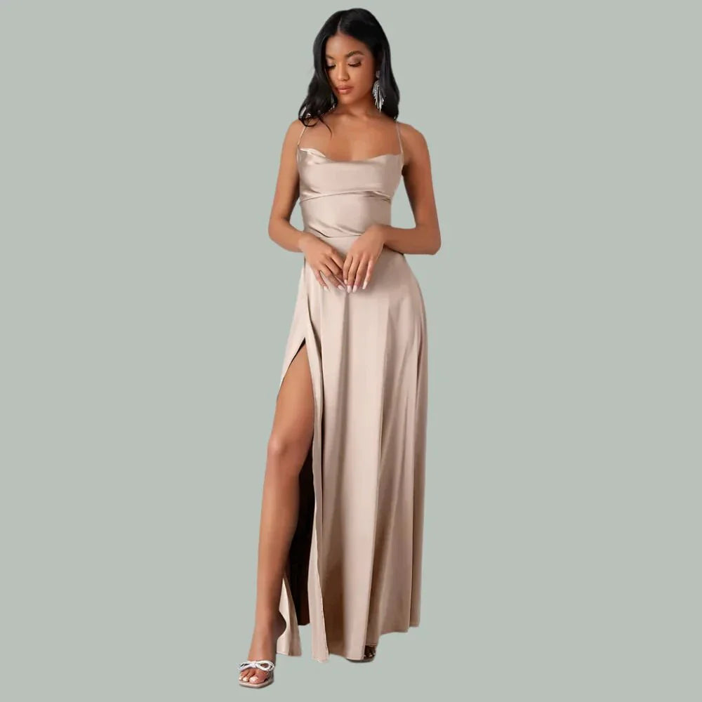 Maelia – Elegantes Seidenmaxikleid
