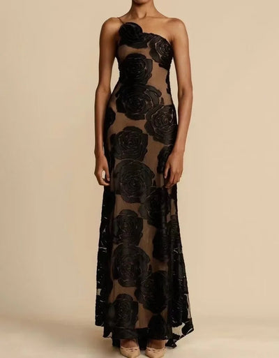 Elegantes langes Kleid aus geblümtem Mesh