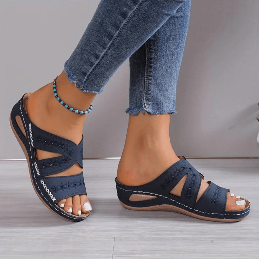 Medea – Stilvolle Orthopädische Sandalen
