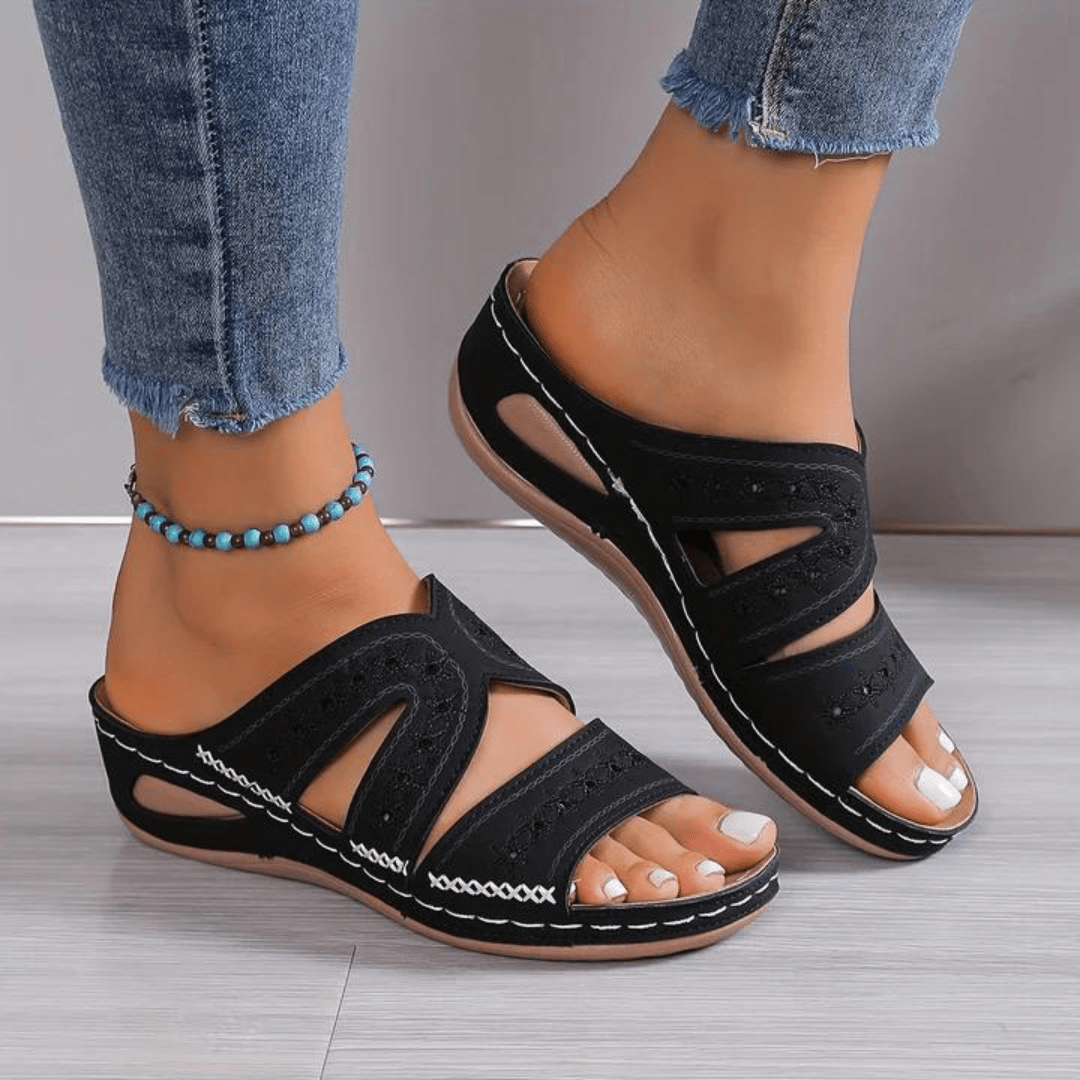 Medea – Stilvolle Orthopädische Sandalen