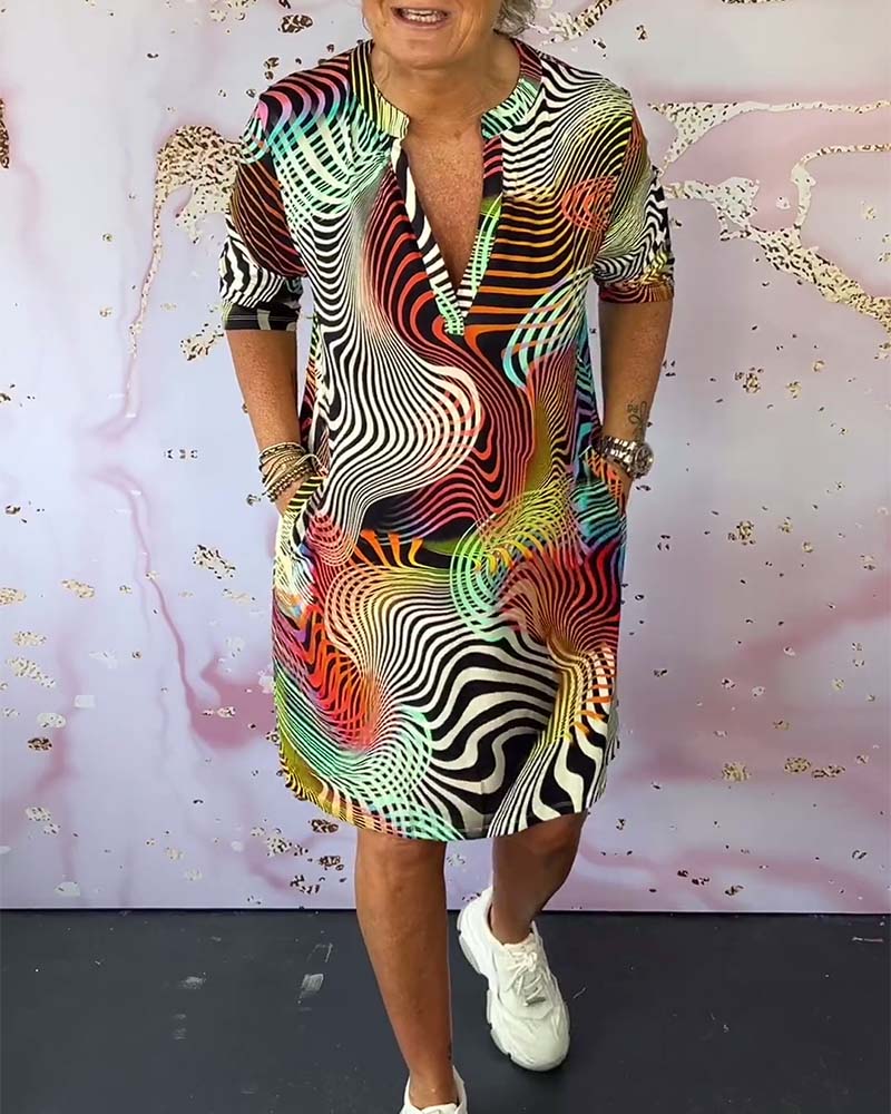Ursula™ - Buntes Kleid mit V-Ausschnitt