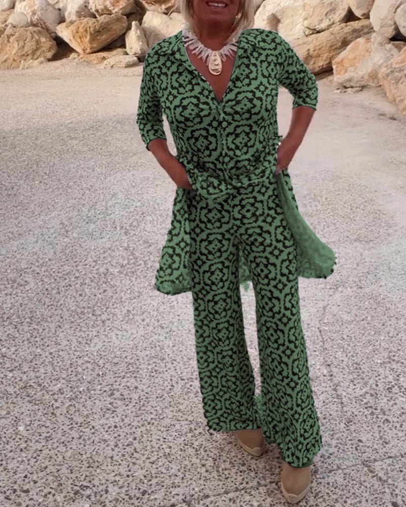 Rosa - Vintage Ensemble mit Revers und Knöpfen