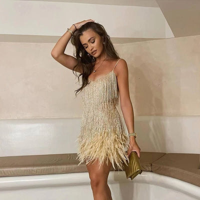 Laura - Cocktailkleid aus Federn im schicken Stil