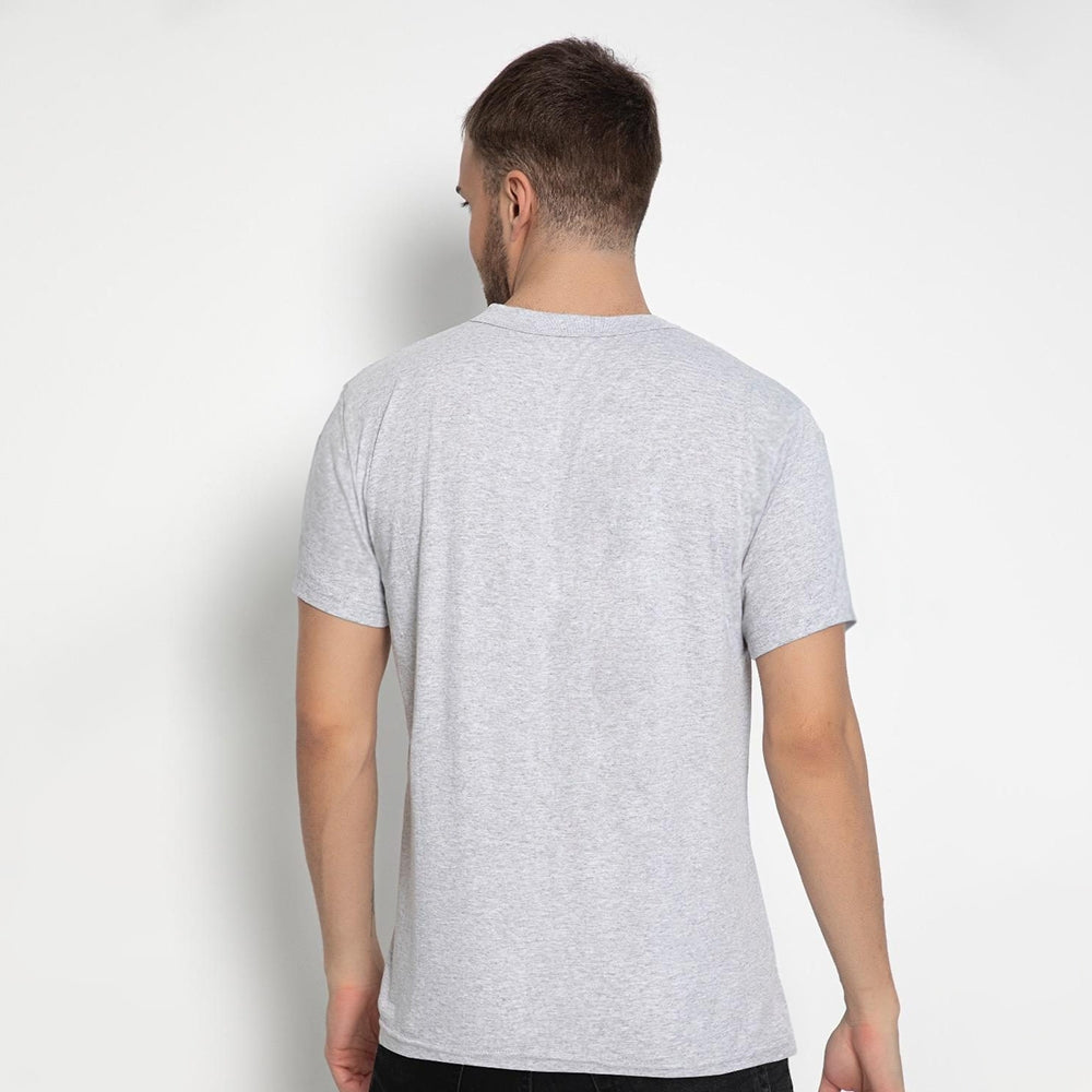 Set aus 3 Herren T- Shirts, 100% Baumwolle (strapazierfähig), Doppelkragen (verbreitert sich nicht), Reguläre Passform (komfortabel), MEHRFARBIG (für jeden Stil)