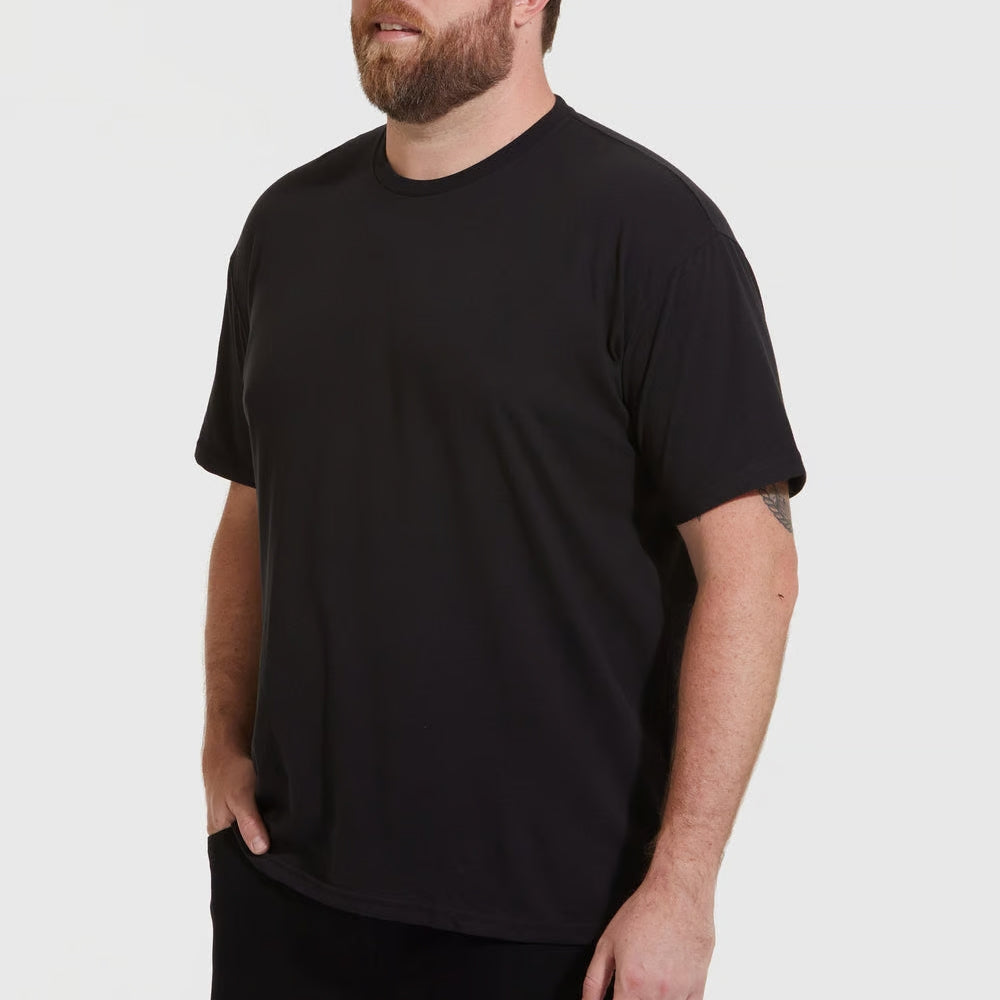 Set aus 3 Herren T- Shirts (Große Größen), 100% Baumwolle (strapazierfähig), Doppelkragen (verbreitert sich nicht), Regulärer Schnitt (komfortabel), MEHRFARBIG (für jeden Stil)