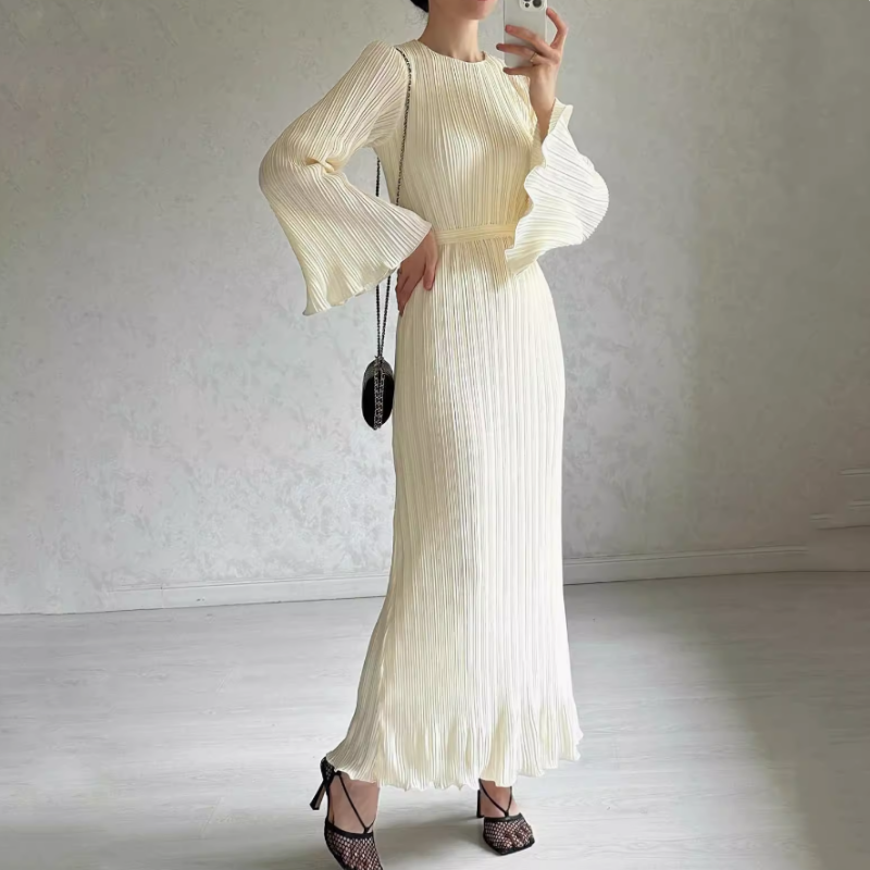 Christina | Neues elegantes Kleid mit ausgestellten Ärmeln