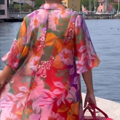 Rasey | Rotes Chiffonkleid mit Blumenmuster