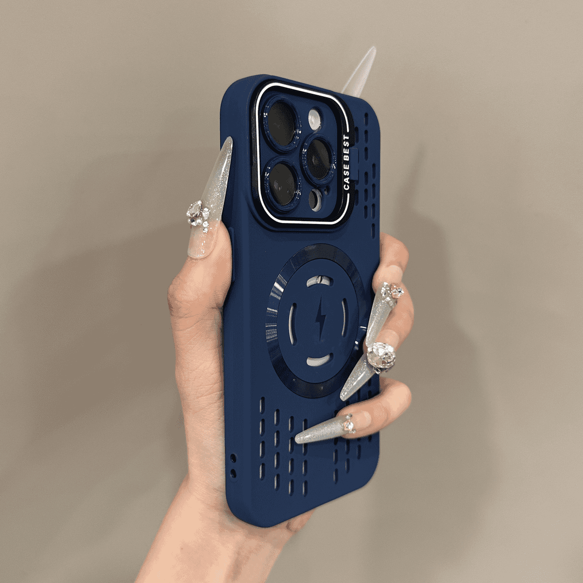 Tina | Weiche Silikon-Sicherheitsschutzhülle mit blitzschneller magnetischer Ladehülle für das