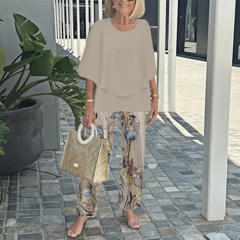 Jean |  Ensemble mit gemusterten Hosen und hochgeschlossenem Top