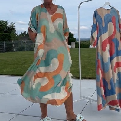 Sally | Lockeres bedrucktes Damenkleid mit V-Ausschnitt