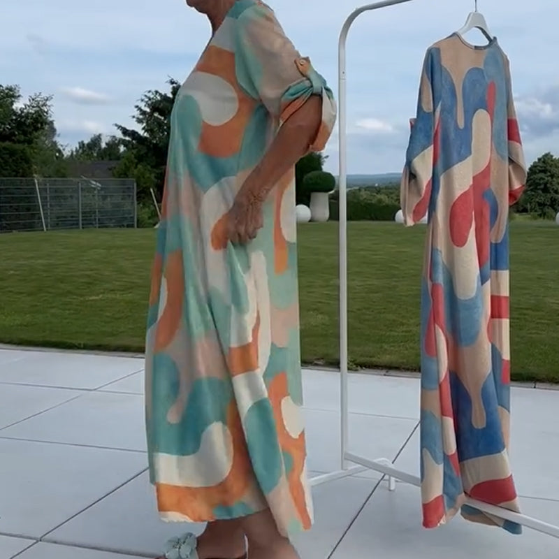 Sally | Lockeres bedrucktes Damenkleid mit V-Ausschnitt