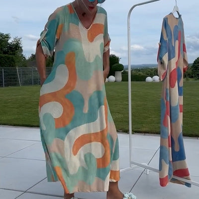 Kerry | Bedrucktes Damenkleid mit V-Ausschnitt für den Schrank