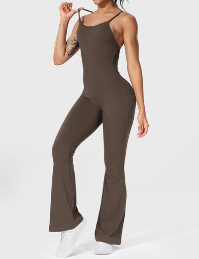 Serafina | Backless Flare Jumpsuit mit verstellbaren Trägern