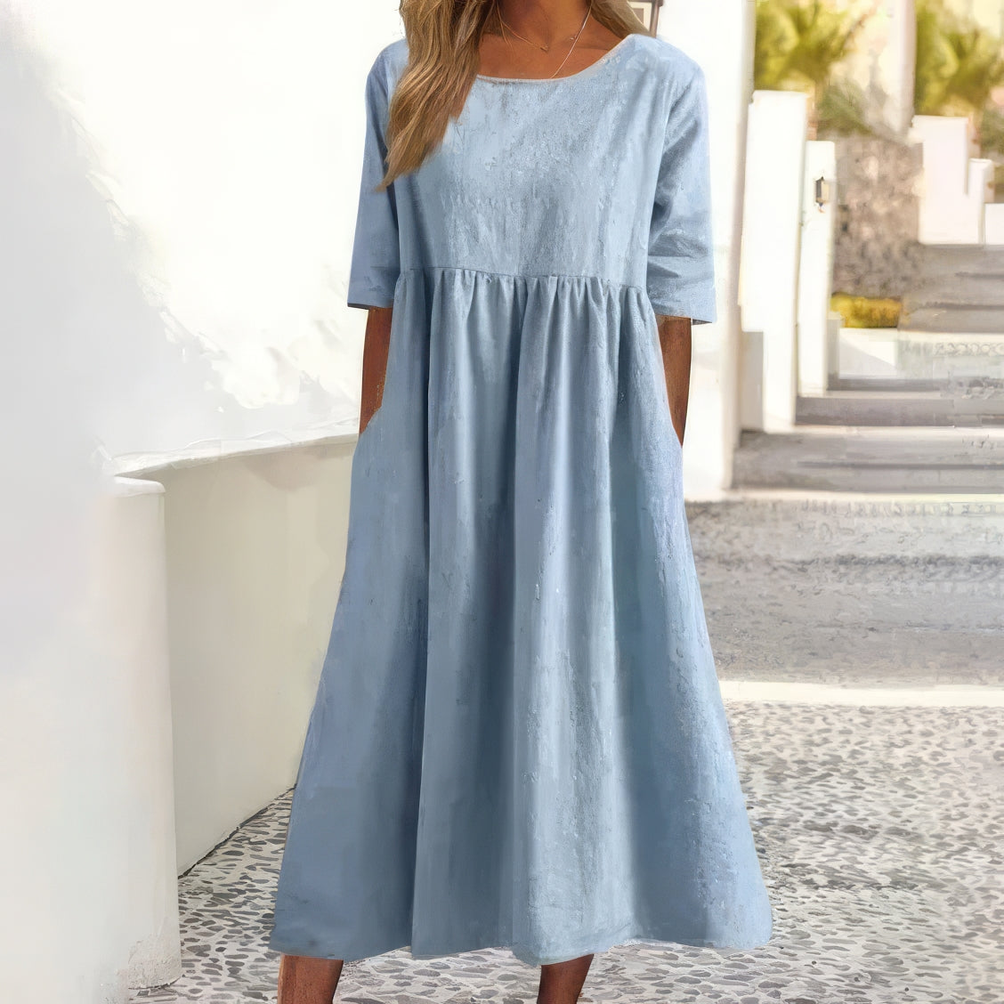 Baumwollkleid Menorca mit Rundhalsausschnitt und Taschen